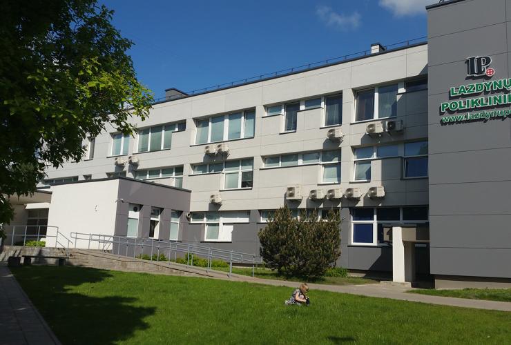 Informacija dėl  Lazdynų sveikatos priežiūros centro stovėjimo aikštelės